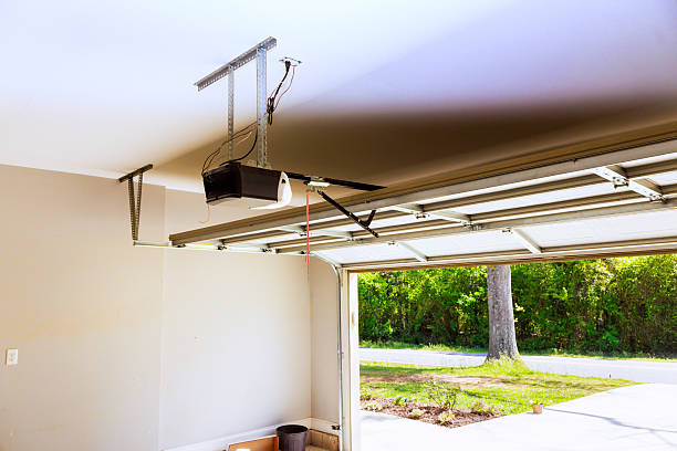 Top rated local Garage Door specialists in Raymond, IL